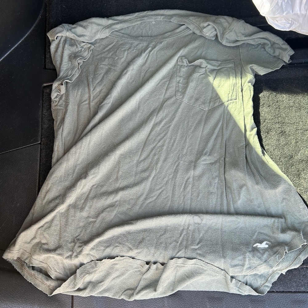 Green/grey Hollister shirt